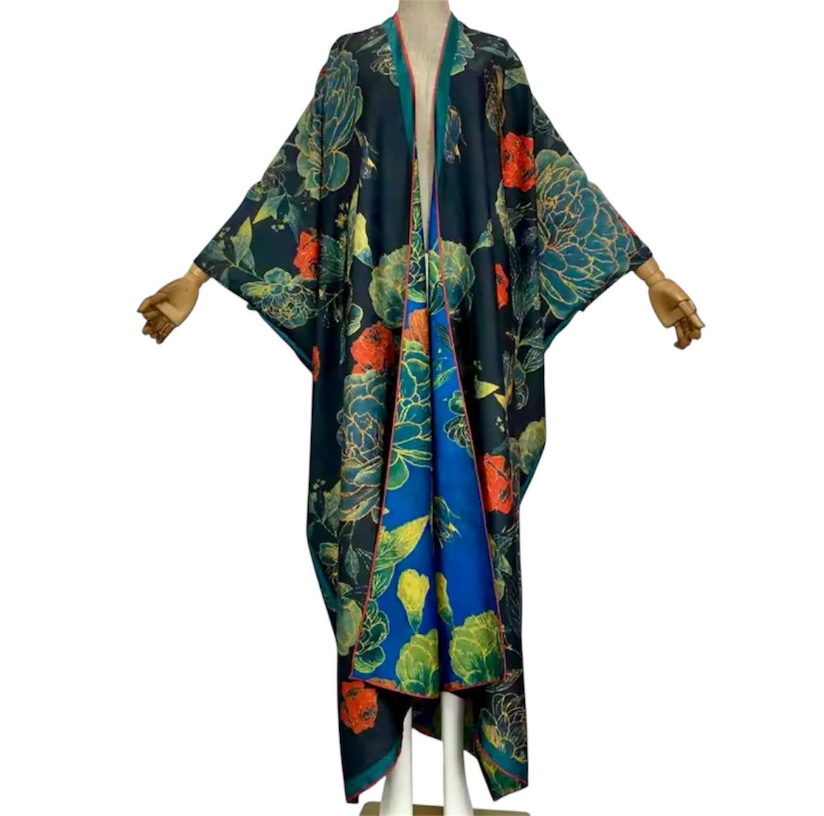 The Nocturne Kimono